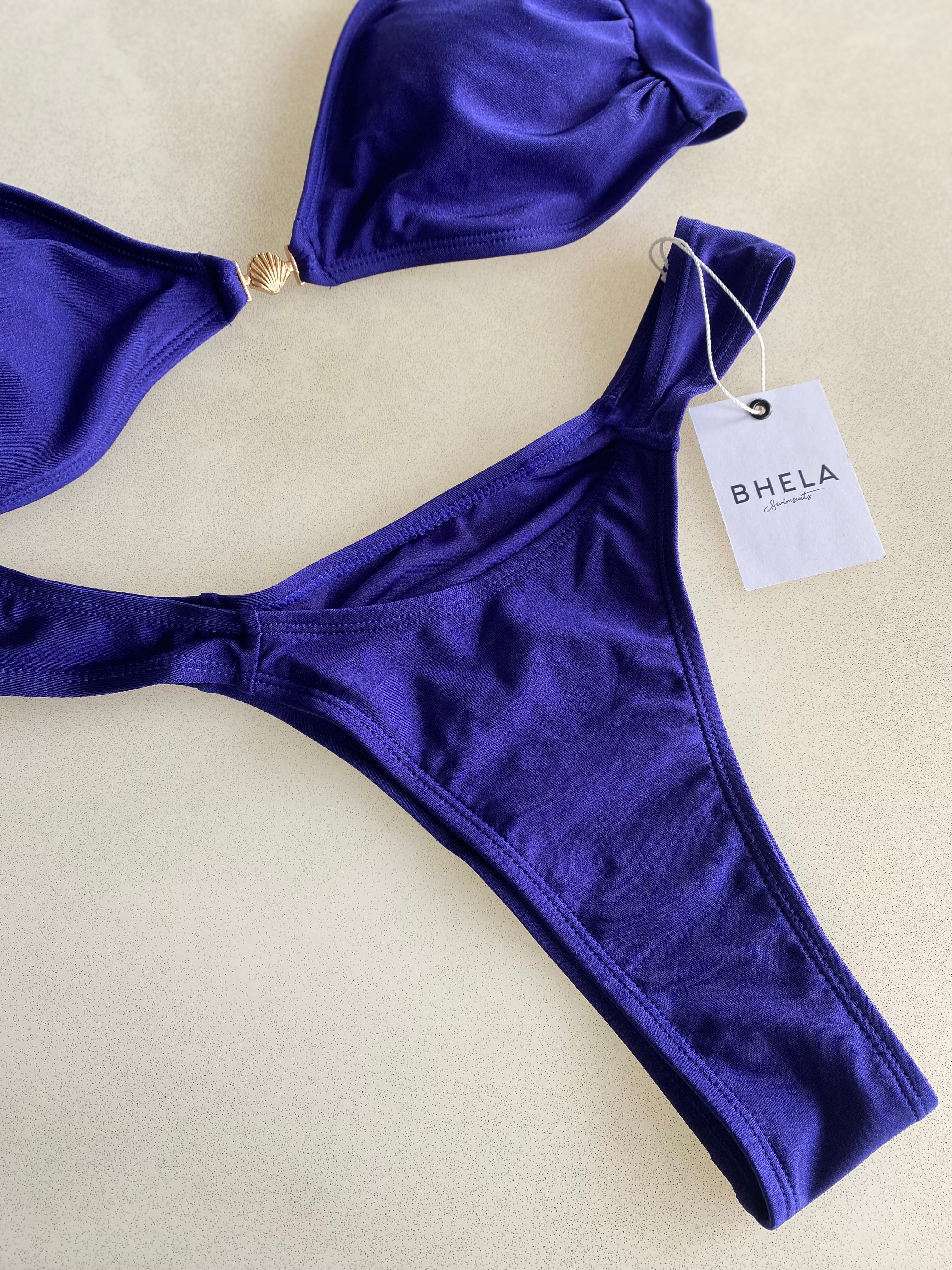 Bikini satinado azul marino