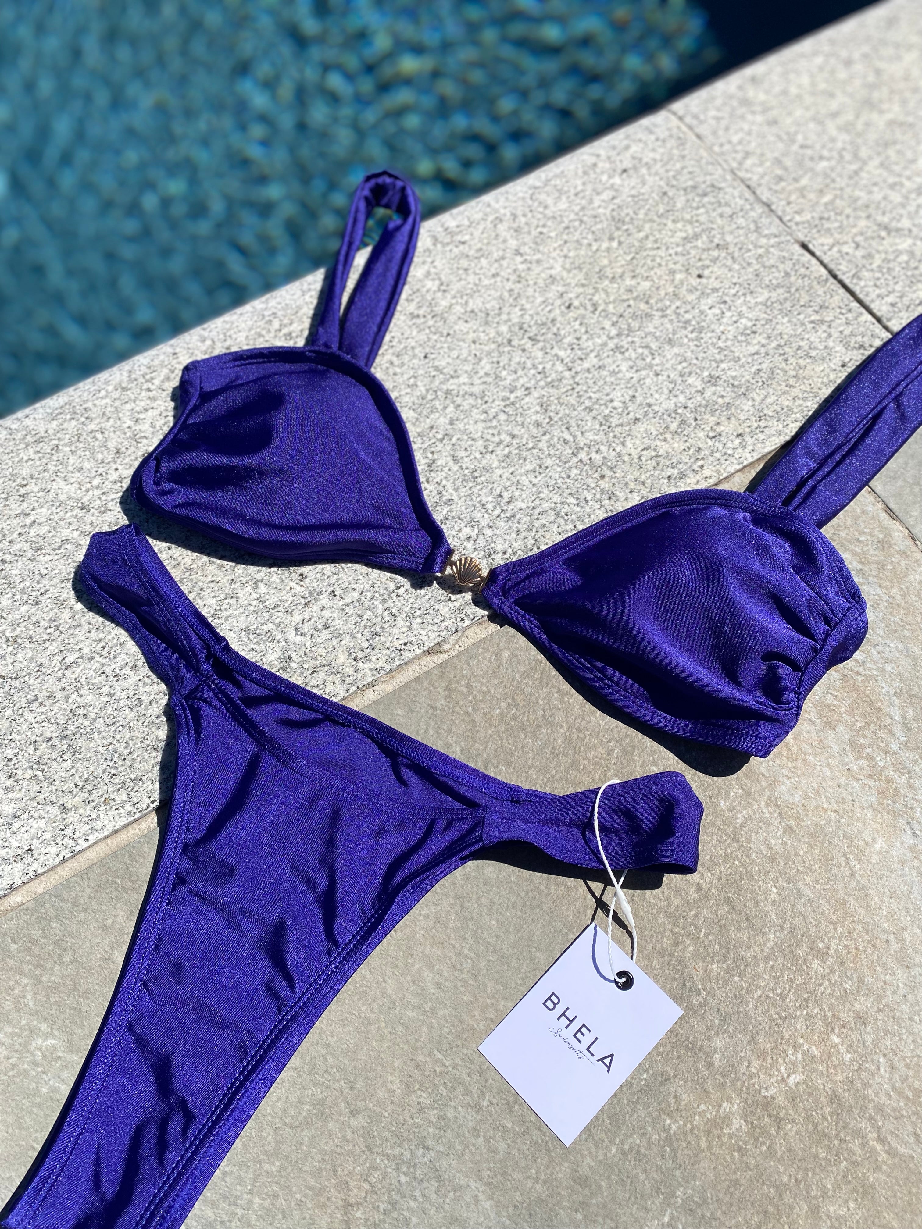 Bikini satinado azul marino