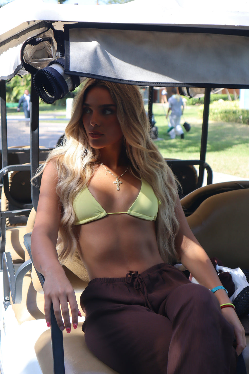 Bikini Bronceador amarillo claro