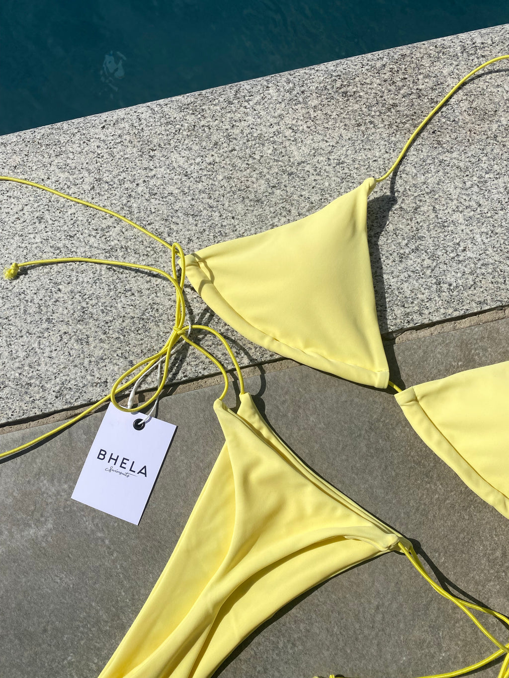 Bikini Bronceador amarillo claro