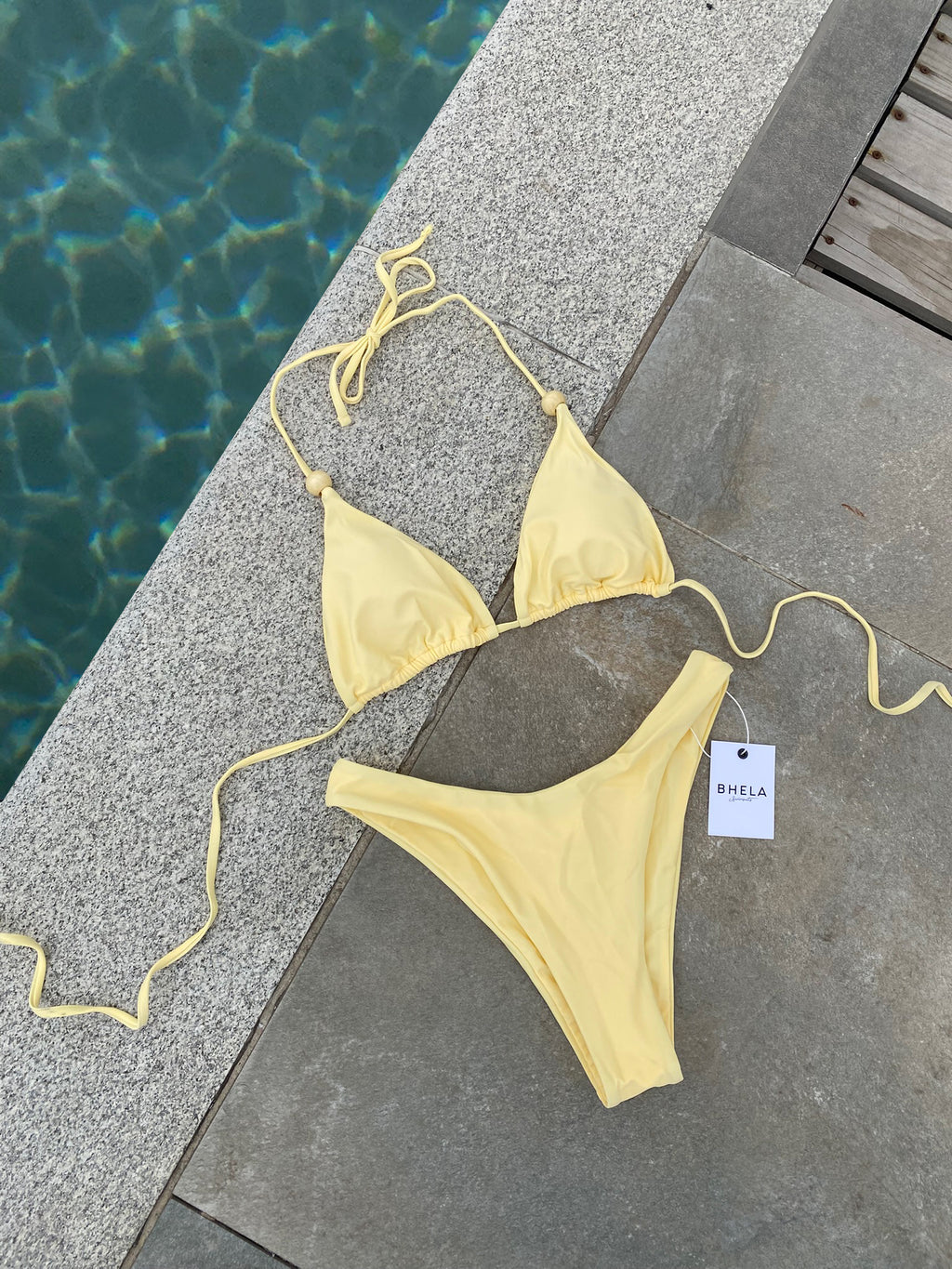 Bikini basic not basic amarillo pastel