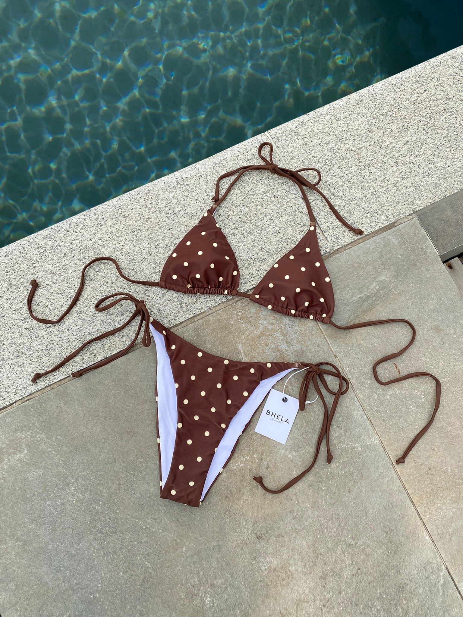 Bikini Polka Dots Café