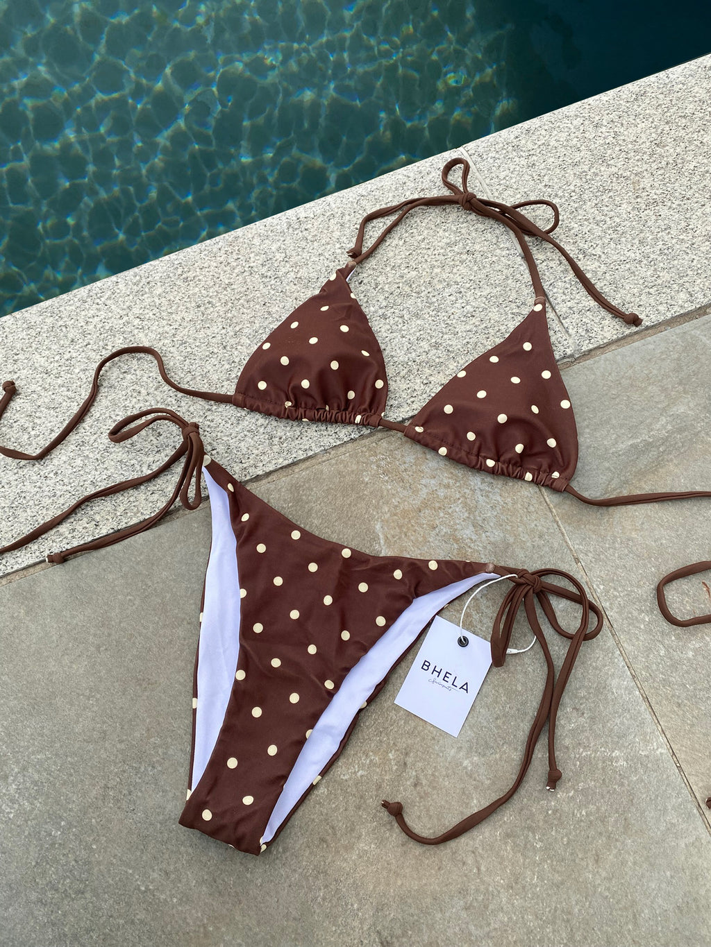 Bikini Polka Dots Café