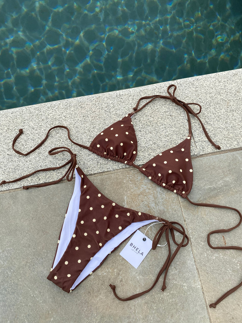 Bikini Polka Dots Café